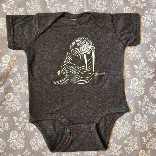 Aivik grey onesie