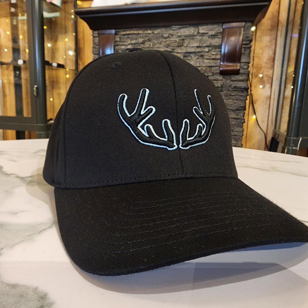 Black Natjuk Cap