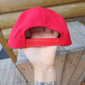 Red hunter snapback cap