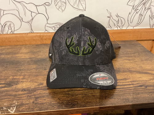 L/Xl natjuk black camo cap