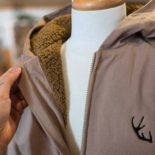 Load image into Gallery viewer, Under armour Natjuk Jacket