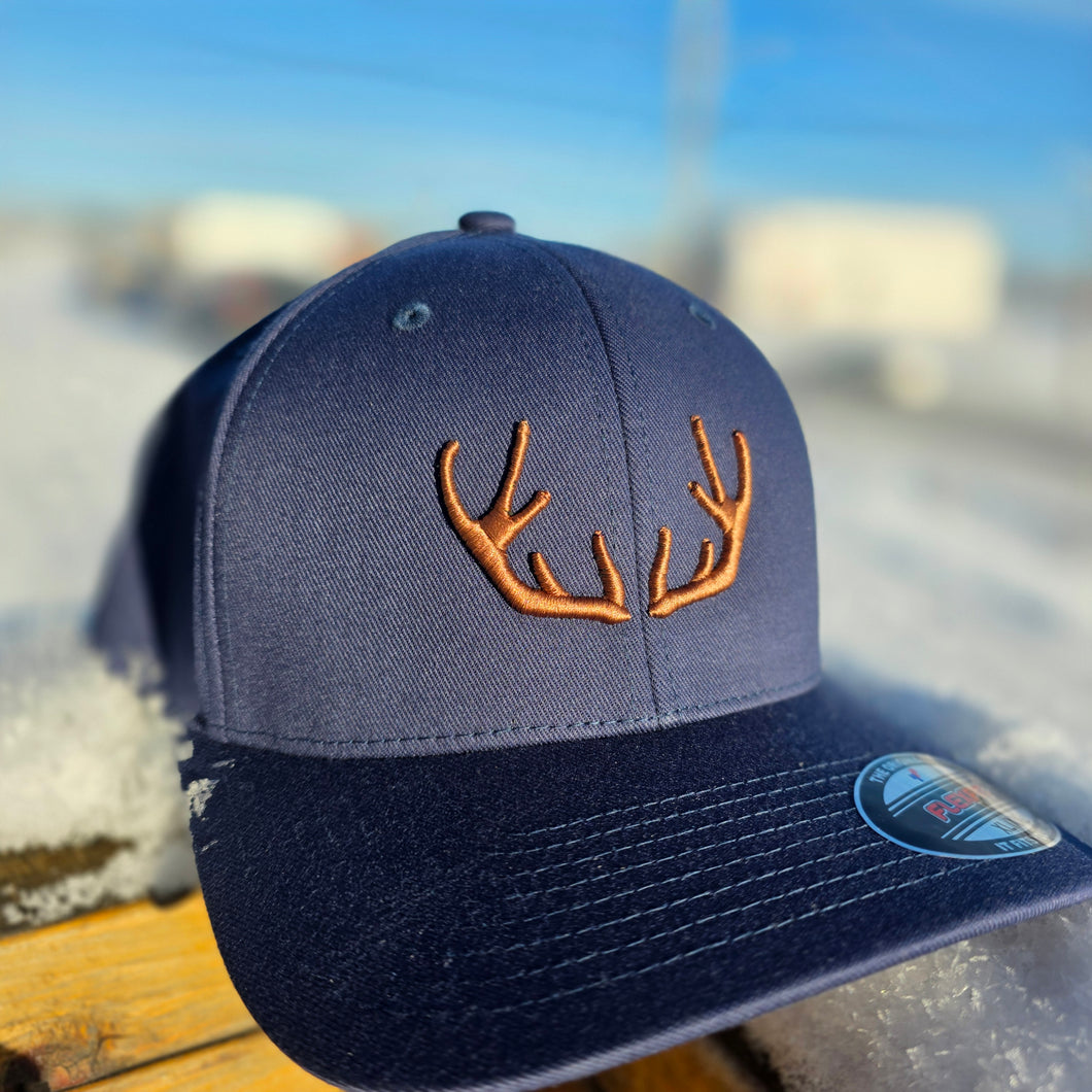 Natjuk XXL navy cap – Inuuvunga Designs